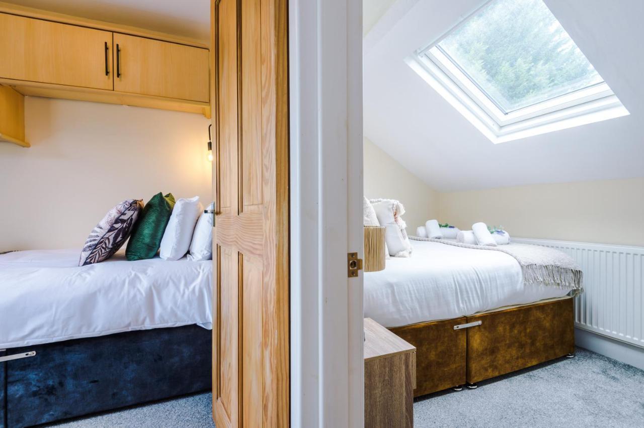 Charming 3-Bed Cottage In Chester, Ideal For Families & Workers, Free Parking - Sleeps 7 エクステリア 写真